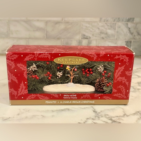 Hallmark Charlie Brown Christmas Snow Scene Table Top Display-Vintage - Picture 6 of 7